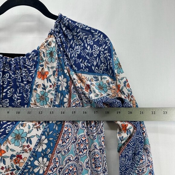 Lola P. Top Size L Peasant Boho Floral Blouse Shirred Tasseled Slit Sleeve Blue - Picture 8 of 10